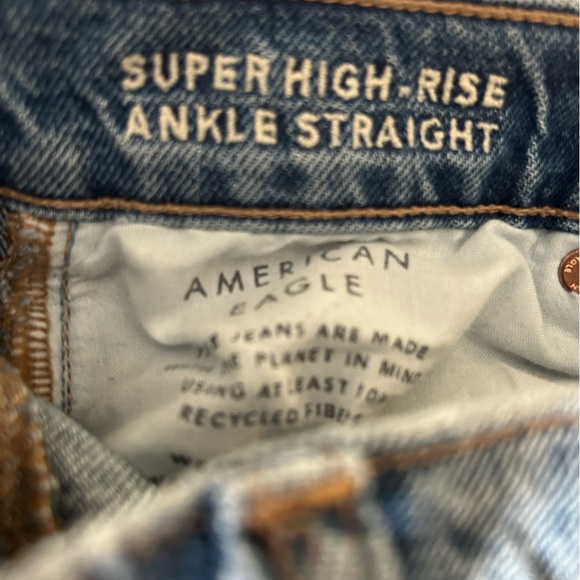 American Eagle women’s super high rise straight ankle jeans - Picture 3 of 4